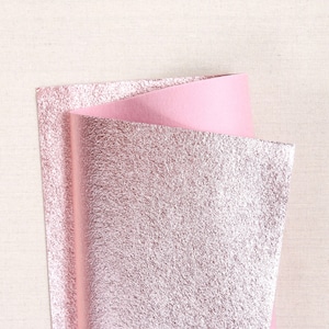 Metallic Filz // Blush Pink // Bellwether, 23x30cm große Metallic Filzplatten, Filzblumen, Filzgirlanden, Glitzer