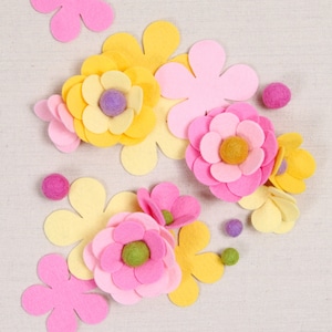 Felt-fetti Classic Blossoms, die cut shapes // Felt-Fetti by Benzie // Wool Blend Felt, Hair Crafts, Garland Kit, Party, DIY Crafting