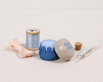 Trådmagi // Trådbalsam, Hantverksmaterial, Sömnadsverktyg, Trådvax, Vaxad tråd, Nålprylar, Trådverktyg, Broderi