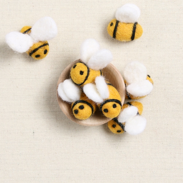 Felted Bee// Felt Shapes // Wool Bee, Felt Pom Poms, DIY Garland, Nursery Decor, Photo Props, Waldorf, Wool Beads