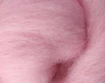 Wool Roving // Orchid Corriedale Roving, Light Pink Wool Roving, Needle Felting, Wet Felting, Soft Sculpture, Yarn Spinnig, Wool Fiber Craft