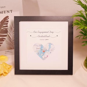 Personalisierter hölzerner Herzkartenrahmen, kundenspezifischer Verlobungskartenrahmen, Gedenkkartenfotorahmen, Erinnerungen Geschenk, Geschenk für Mama, Geschenk für Papa