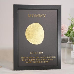 Benutzerdefinierter Folien-Mondphase-Druckrahmen für Mama, himmlisches Andenken, personalisiertes Jubiläumsdatum & Mondkartenkunst, Vatertagsgeschenk, Geburtstagsgeschenk