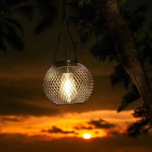 Lanterna solare Luci sospese per esterni / Luci solari decorative impermeabili per cortile e giardino / Lampada da giardino per esterni