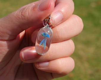 Handmade Glass jellyfish pendant,Handmade Lampwork Glass Jellyfish,Summer Jewelry Gift,Gift for beach lover,Charming Jewelry,Beach Wedding