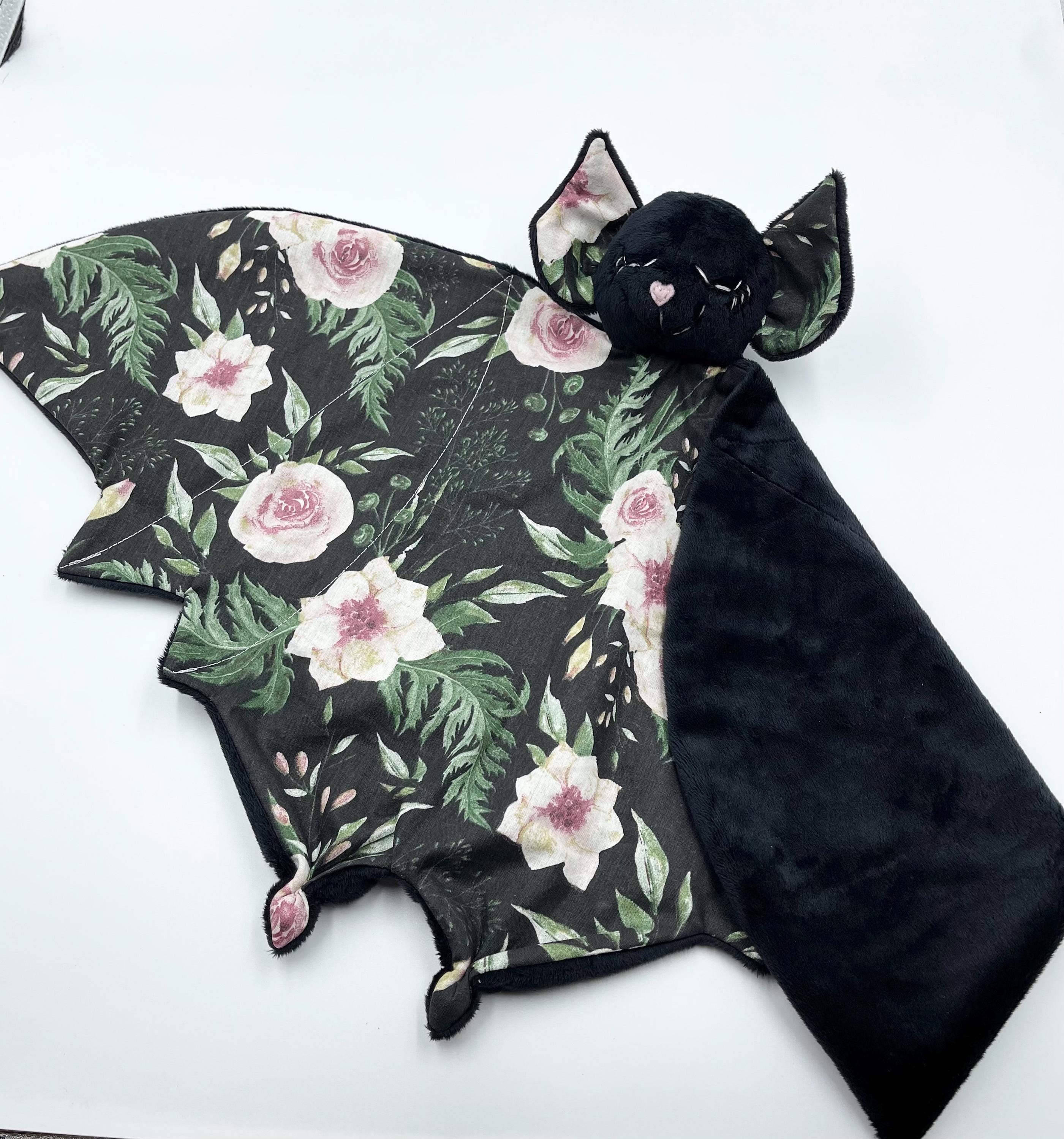 Baby bat security blanket, bat comforter, animal blanket, plush for baby, baby blanket bat, lovey blanket, bat plush, personalized baby toy