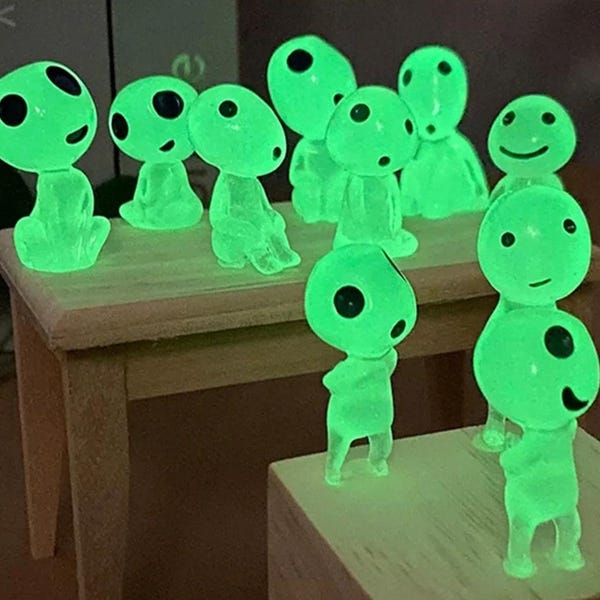 Glow in the Dark Forest Spirit Figures Halloween Elf Kodama Tree Spirits Miniature Garden Decor