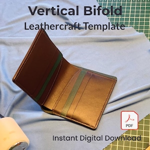 Padrão de carteira vertical dobrável – modelo em PDF e instruções de marroquinaria – 6 compartimentos para cartões, carteira artesanal faça você mesmo