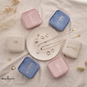 Joyero de terciopelo personalizado con nombre, estuche de viaje, organizador de pendientes, anillos, regalo para mamá, regalo para damas de honor, regalo para abuela, cumpleaños