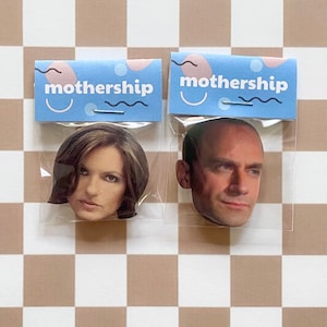 Law & Order SVU Babe Magnet Bundle