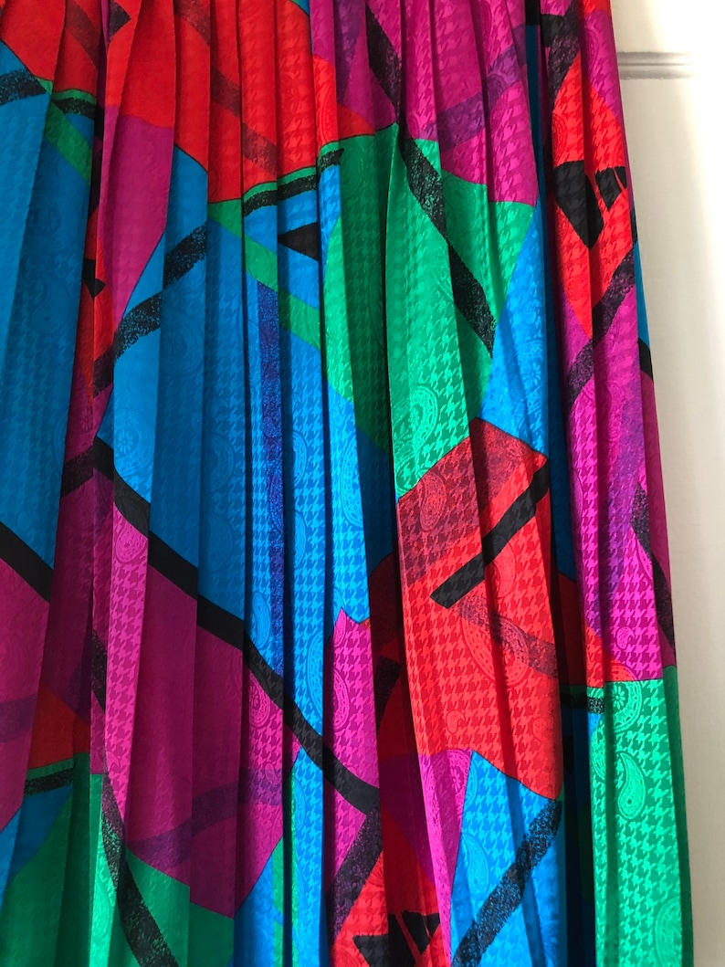 Wild World Abstract Skirt