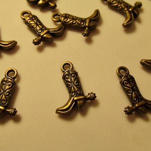 Cowboy Boot Charms, Antique Bronze,  Cowboy Boot, Boot Charm, Western Charm, Cowboy, Cowgirl, Wild West, Rodeo, Western Boots, 10 - 100