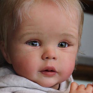 Roberto by Mayra Garza - Reborn Doll – 19&quot; Realistic Baby – Glass Eyes – Mohair Rooted Hair – Girl or Boy - Newborn
