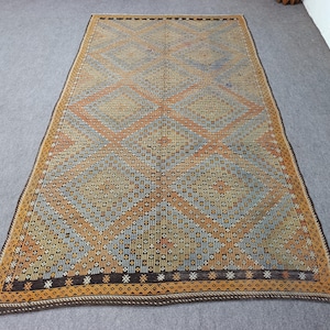 Embroidered Turkish Kilim Rug - 6x11 Vintage Wool Rug
