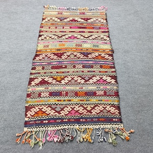 striped kilim rug, striped bedroom rug, striped office rug, turkish kilim, 2.8ft x 5.3ft, entryway rug, kilim, vintage kilim, area rugs,