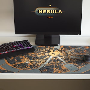 Sci-Fi Karte Maus Pad | Große Schreibtischmatte für Kreatives und Gaming Einrichten | Futuristische Tech anmutende Kartenkunst in den Farben Grau und Orange