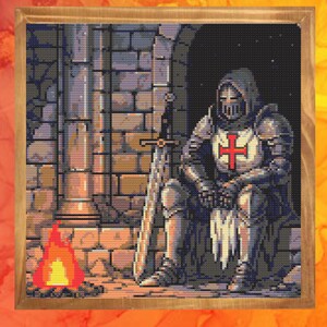 Puede incluir: Imagen en pixel art enmarcada de un caballero con armadura completa, sentado con una espada. El caballero tiene una cruz roja en el pecho. Un peque&ntilde;o fuego arde en primer plano, con una pared de piedra y un arco en el fondo.