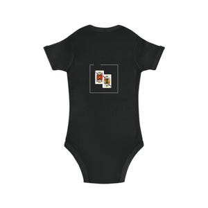 Body bébé, date de naissance personnalisée, chiffres romains, motif père et fils, cartes royales, tenue nouveau-né, vêtements pour bébé