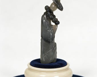 Zen Sage in Landscape Nephrite Sculpture - 13.25g Black & White “Qing Hua” Jade