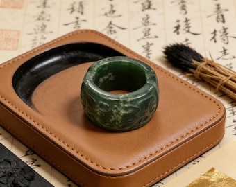 Antique Carved Jade Thumb Ring - Green Nephrite, 16g-21.6g