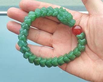 Grönt Jaspis Jade Armband, Drakkotarmband, 68,4 g