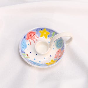 Bougeoir en céramique personnalisé en forme d'étoile de mer, bougeoir conique en céramique, bougeoir coquillage, poterie de plage, cadeau pour une maison côtière