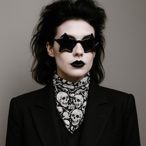 Halloween Skull Scarf – Gothic Skeleton Print Bandana, Black Alternative Head Wrap, Spooky Fall Gift