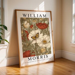 Arte Floral Inspirada em William Morris | Estampa de Papoula e Borboleta Creme | Decoração de Parede com Artes e Ofícios | Pôster Vintage de Natureza Botânica | Presentes