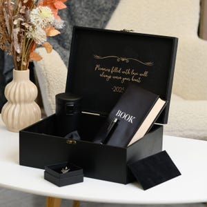 Caja rústica de recuerdos personalizada: regalo de recuerdo de madera personalizado, caja grabada para guardar fotos y tesoros.