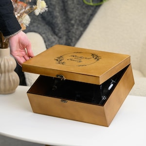 Personalized Wedding Memory Box – Engraved Wooden Keepsake Box for Couples, Anniversary Gift, Love Story Box