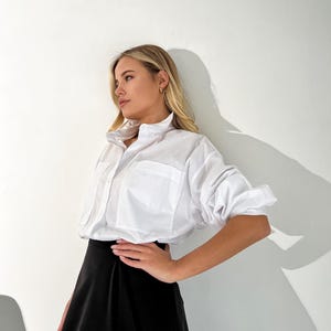 Relaxed Fit White Cotton Shirt with Pockets Women's Clothing