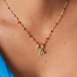 Collar con inicial de piedra de nacimiento, collar personalizado, joyería con piedra de nacimiento, collar con letras, collar minimalista, regalo para el día de la madre, regalo para ella