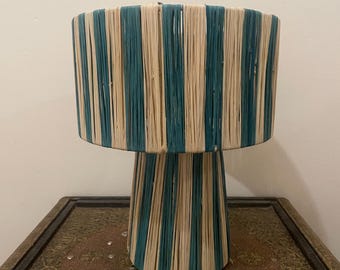 Handgefertigte Raffialampe – Boho Tischlampe – Handgefertigte Raffialampe – Marokkanisches Dekor