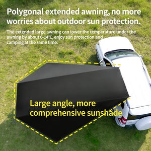 Pode incluir: Um toldo poligonal preto estendido para proteção solar, ao lado de um carro branco na grama. O texto no toldo diz "Grande ângulo, mais sombra abrangente." O toldo pode baixar a temperatura em 6-14°C.