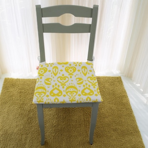 Handmade Chair Cushion: Vibrant Yellow Patterned Seat Pad with Ties