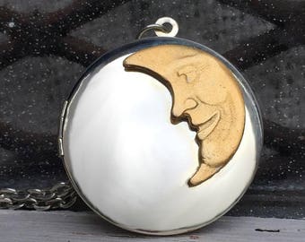 I love you to the moon and back Necklace man hidden message Pendant Keepsake Locket Custom Jewelry Christmas Gift for Mothers Women Girl Mom