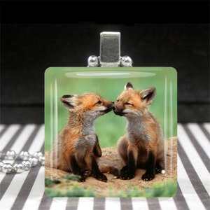 Fox Necklace Adorable Kissing Foxes Pendant Cute Gift for Girls Adorable Baby Woodland Animal Jewelry