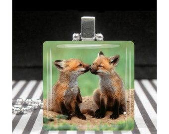 Fox Necklace Adorable Kissing Foxes Pendant Cute Gift for Girls Adorable Baby Woodland Animal Jewelry