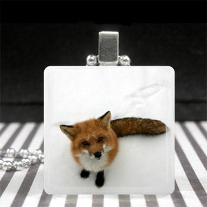 Hallo Mr. Fox Halskette verschneite Wald Schmuck Tier Charme Anhänger Glas Silber Weihnachtsgeschenkidee für Mädchen Frauen Jugendliche Liebhaber wilder Tiere