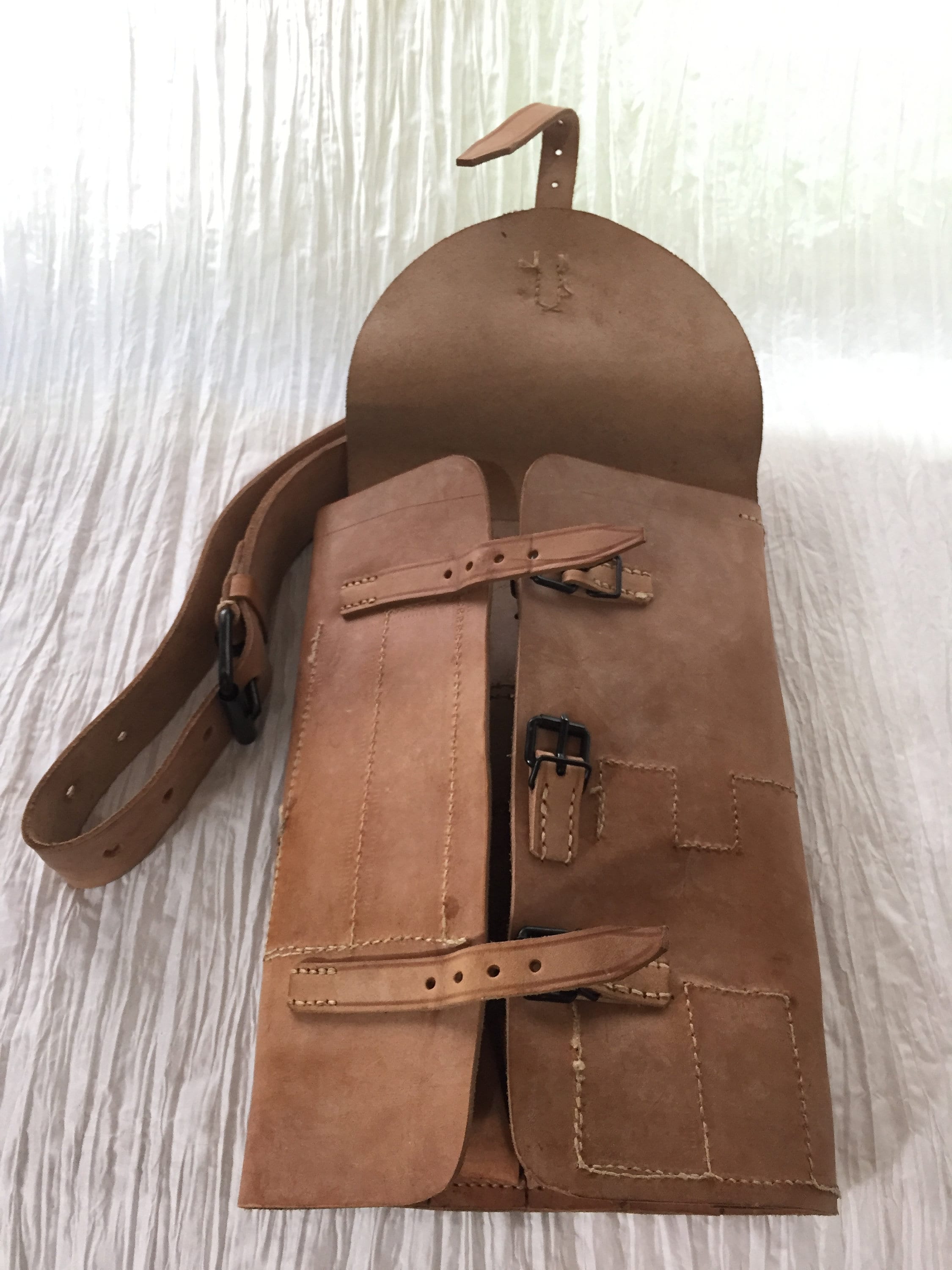 Vintage French WW2 Leather Artist Messenger Bag Medium Dark Vintage French WW2 Leather Artist Messenger Bag Medium Dark