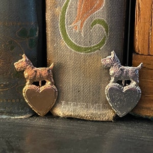 Tiny Vintage Scottie Dog Brooch Silver Copper Dog Heart Pin Scottish Terrier Gifts for Dog Lovers Women Pet Sympathy Loss Jewelry 30&#39;s 40&#39;s