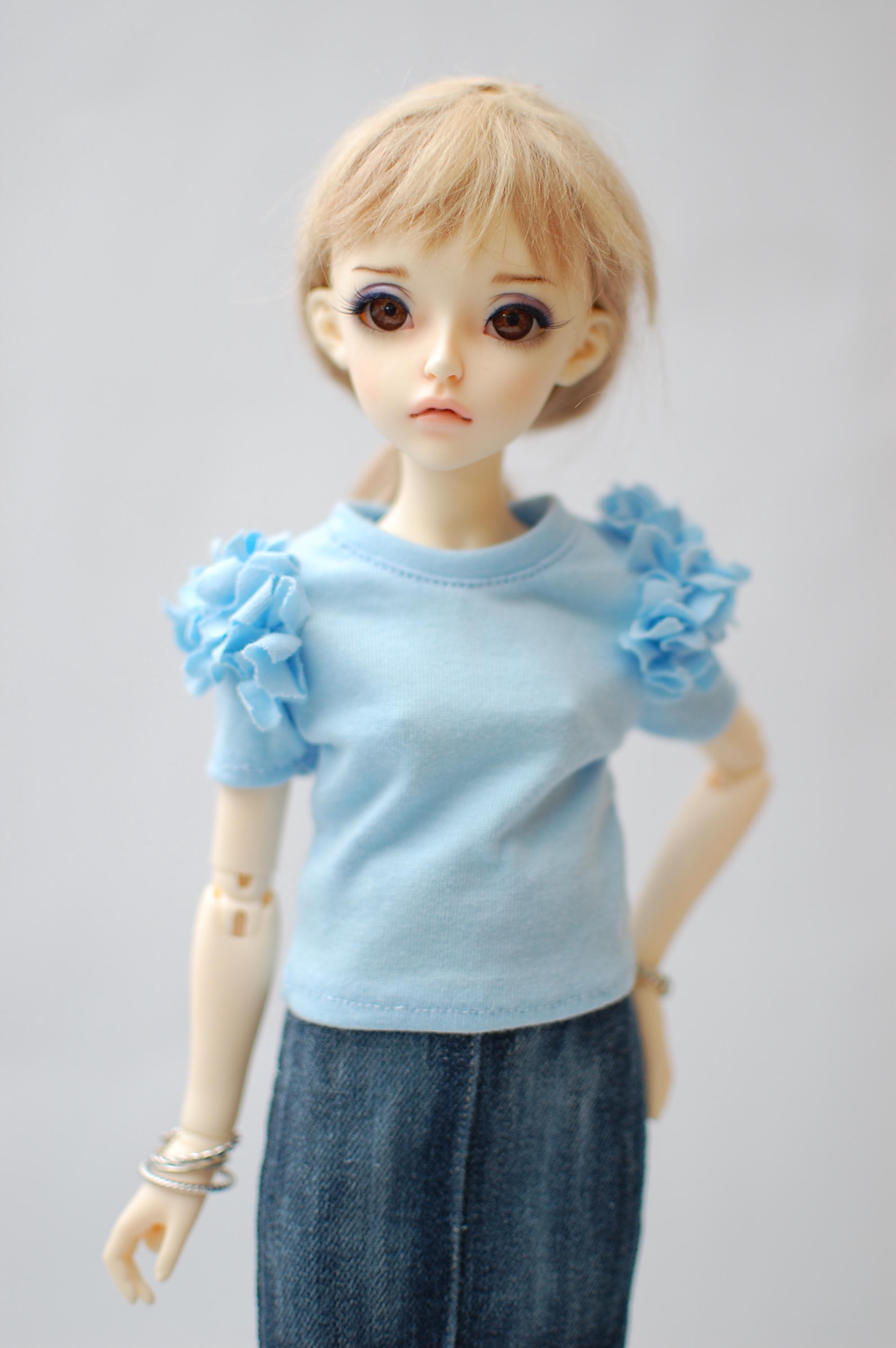 * antique doll ❀ 水色サマーニットの ミニョネットちゃん antique doll ❀ 水色サマーニットの ミニョネットちゃん - メルカリ