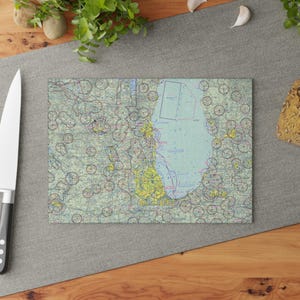 Chicago VFR Ausschnitt 8 "x 11" Glasschneidebrett, einzigartiges Küchendekor, Pilot Geschenk, Aufhänger Kochen, Luftfahrt Geschenk, Geschenk für Flugzeugliebhaber