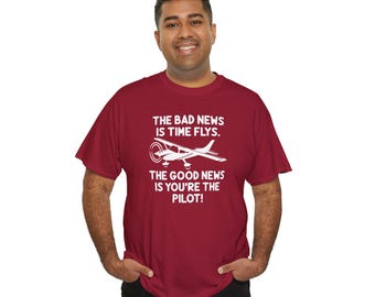 Camiseta humorística de piloto: divertida camiseta de aviación para pilotos, amantes de los viajes y entusiastas de los aviones. Regalo para amantes de la aviación y auxiliar de vuelo.