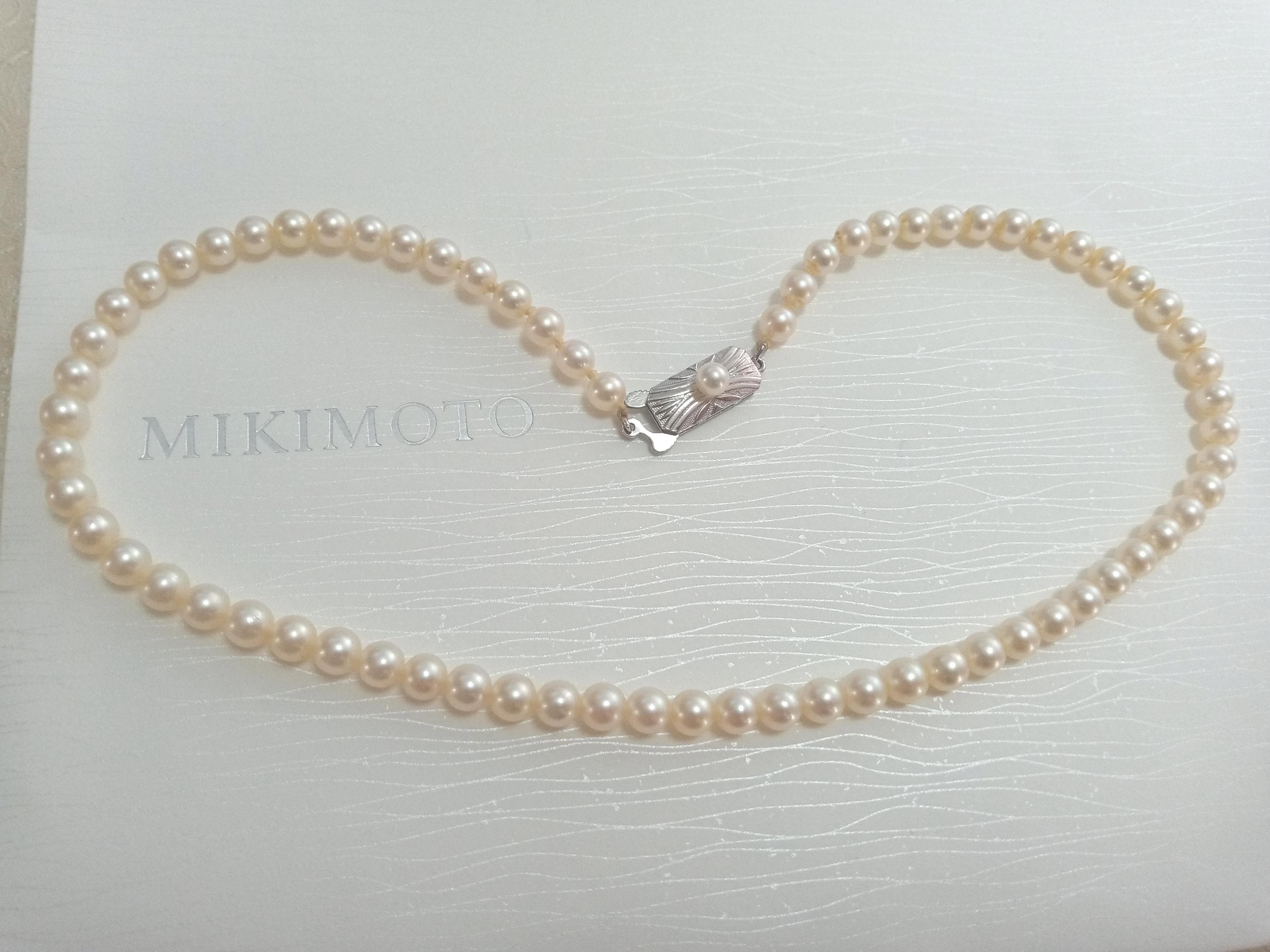 ミキモト アコヤ真珠ネックレス 5.3 mm - 40 cm アイボリー真珠 - M 