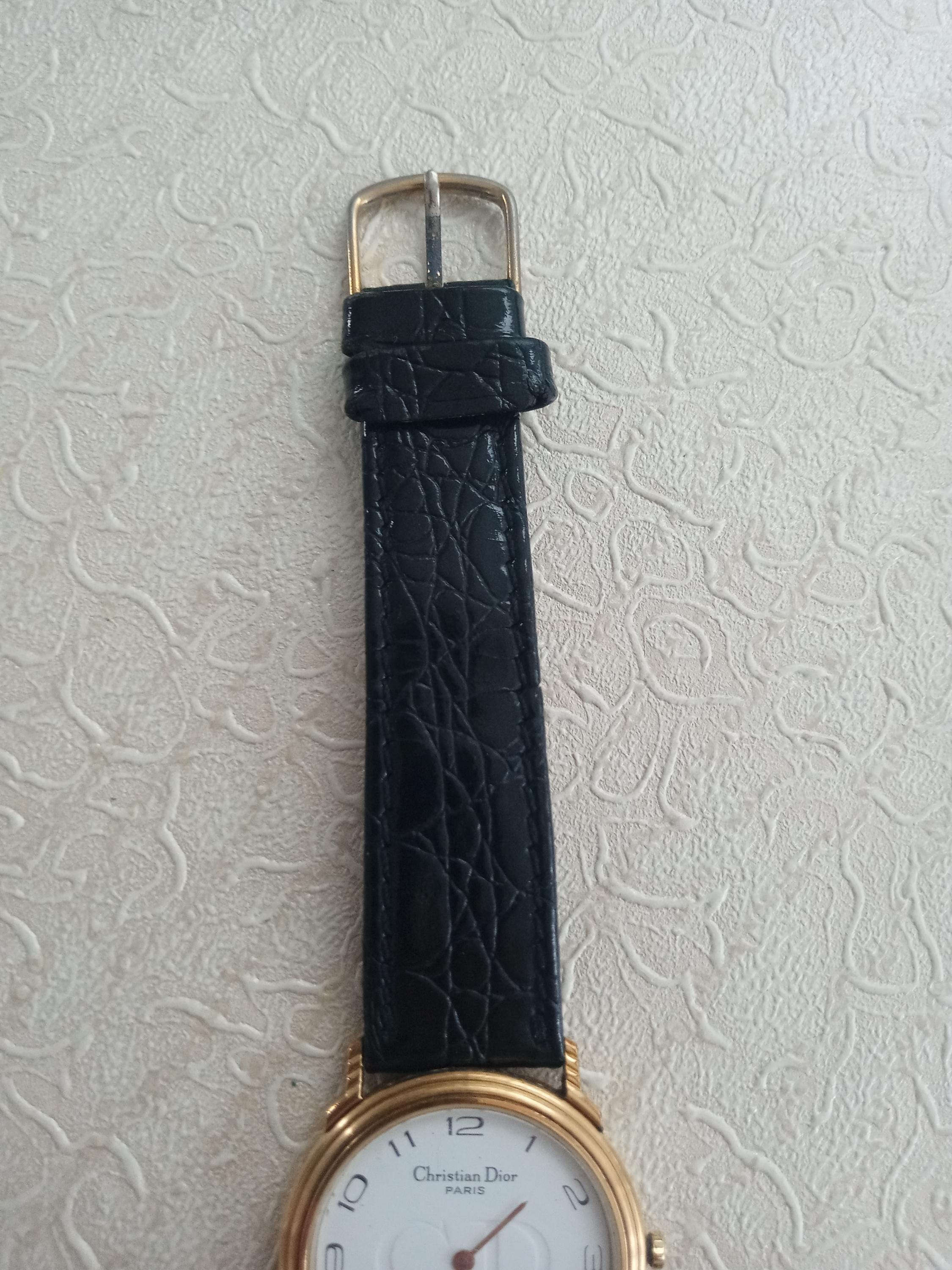 Vintage Christian Dior Watch 45.122.2 – Swiss Quartz, CD Logo Dial