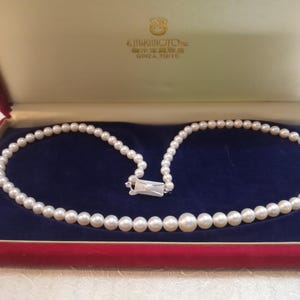 Graduated pearl mikimoto necklace - Etsy 日本
