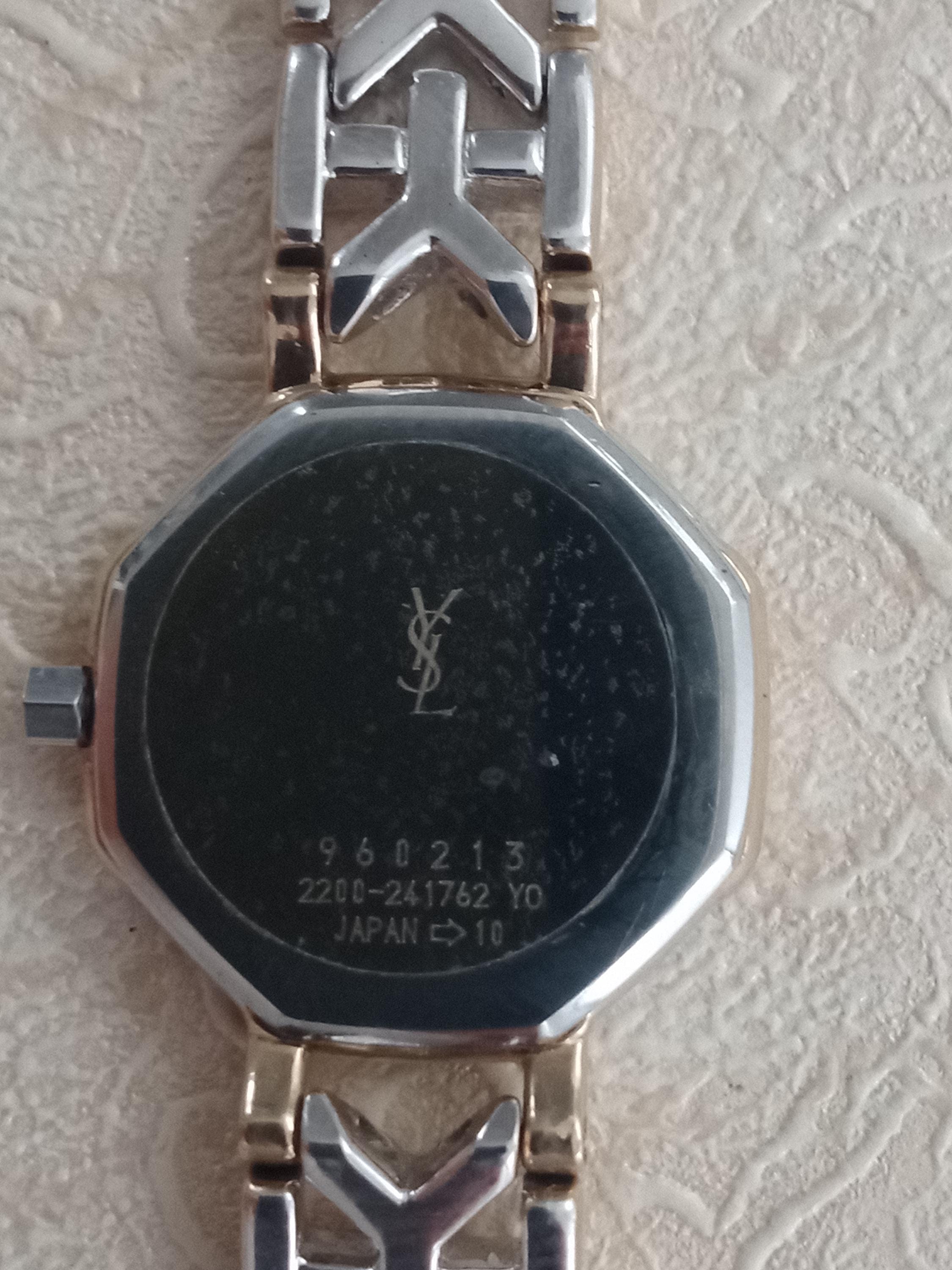 ヴィンテージ イヴ・サンローラン ウォッチ 2200 – 八角形のゴールド