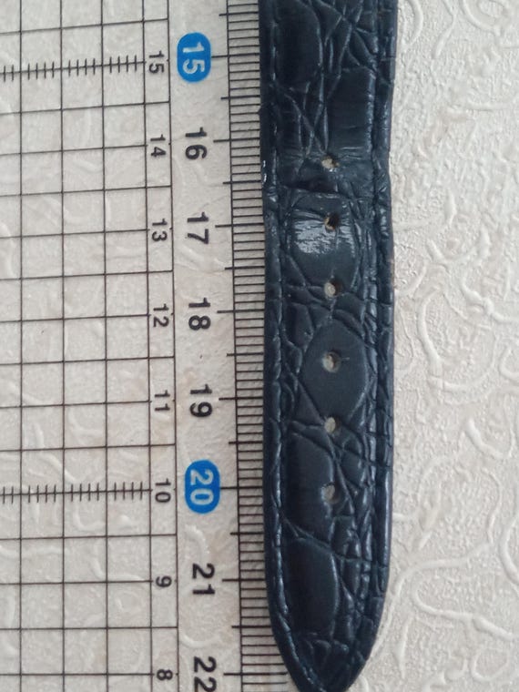 Vintage Christian Dior Watch 45.122.2 – Swiss Quartz, CD Logo Dial