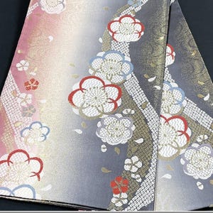 Elegant Silk Fukuro Obi with Floral Pattern and Gold Thread - 430cm